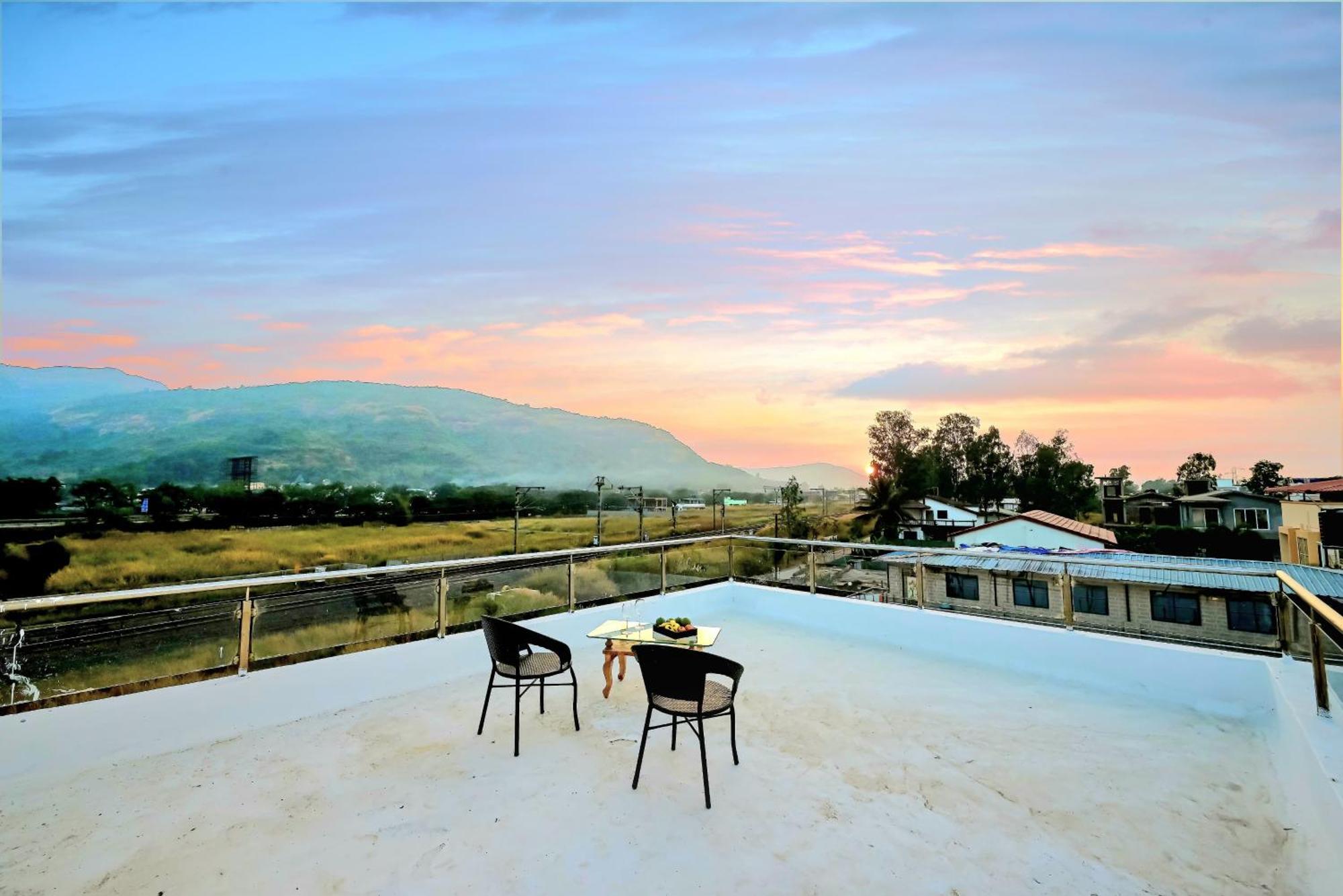 Empyrean Stay II 6Bhk Big Daddy Villa Ll Ac II Pvt Pool II Terrace View II Lux Lonavala Luaran gambar
